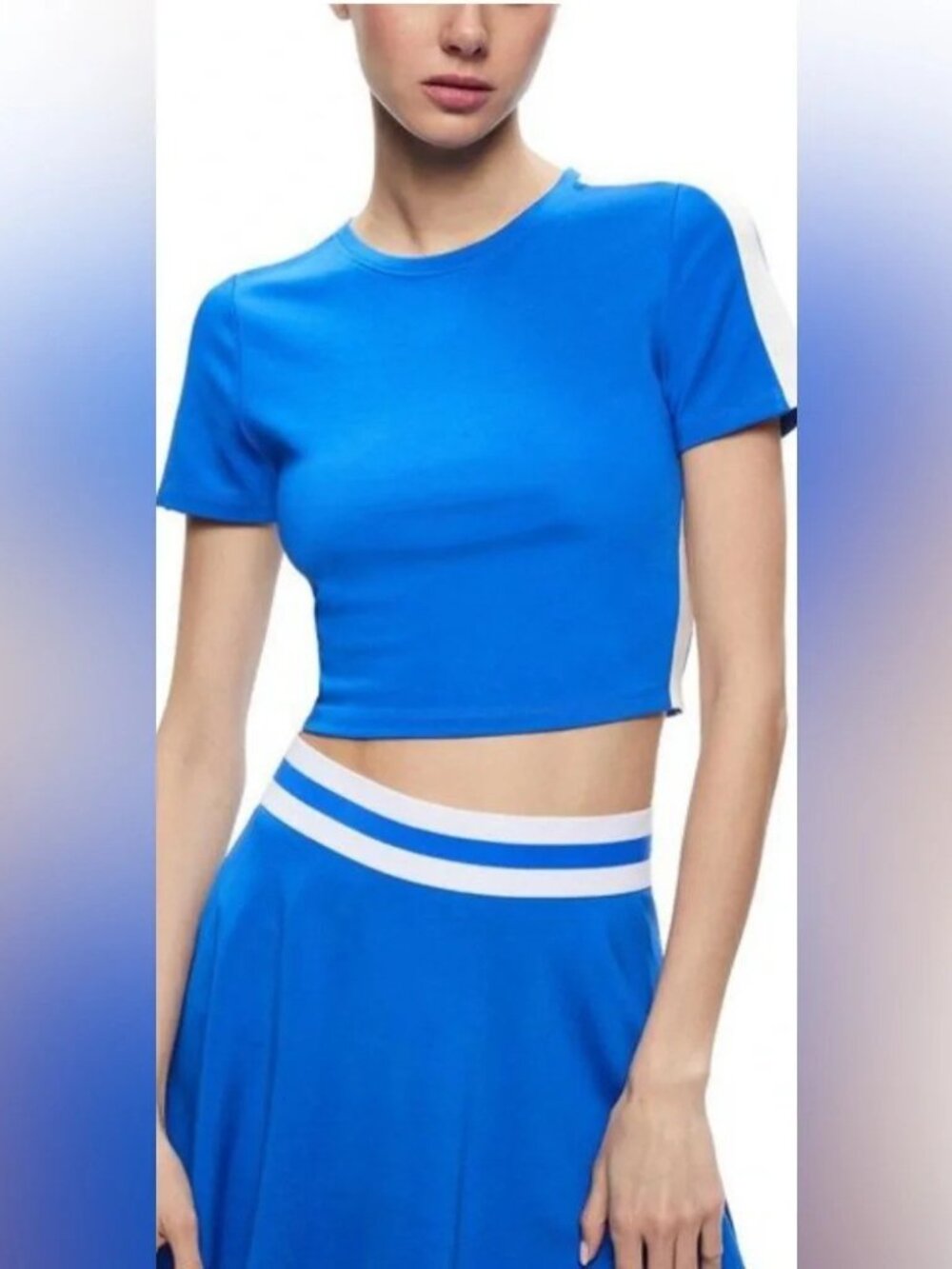 Alice + Olivia Cindy Classic Cropped T-shirt Sapphire Blue Size Medium